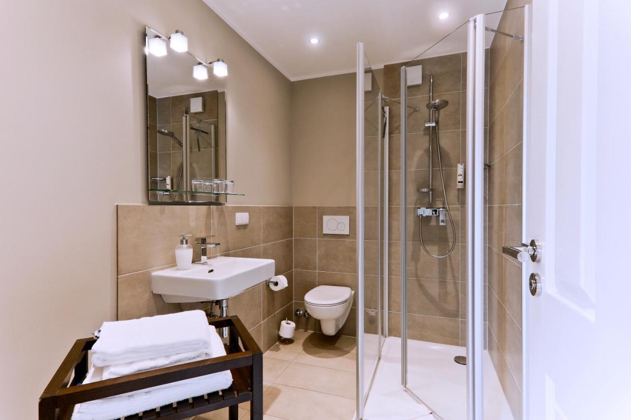 Astra Maris Apartments ビューズム 部屋 写真